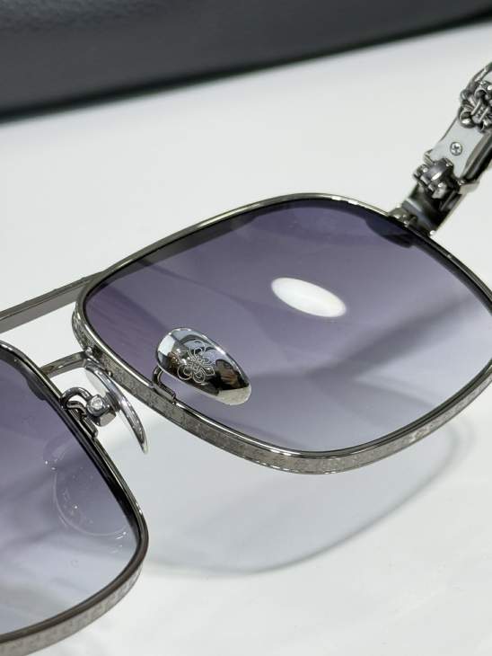 Picture of Chrome Hearts Sunglasses _SKUfw77816709fw